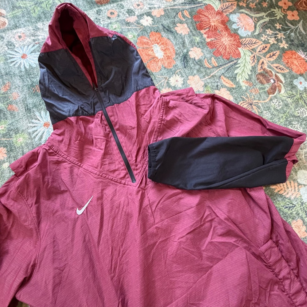 Nike Mens XL Maroon Black Half Zip Hooded Running Windbreaker Jacket